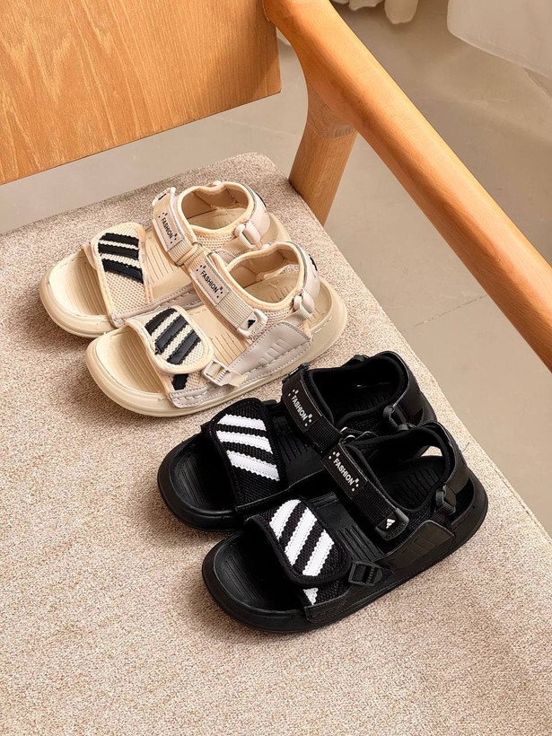 صندل بچگانه مدل adidas