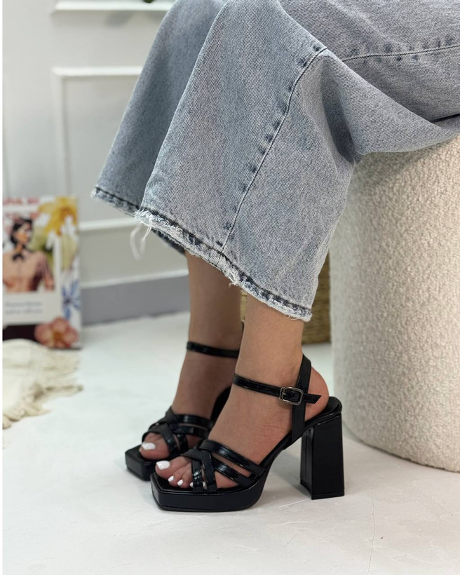 صندل لژدار مجلسی چهاربندی زنانه