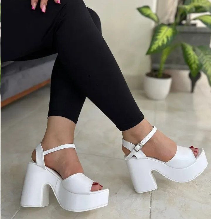 صندل مجلسی فشن لژدار پاشنه ۱۰ سانت زنانه